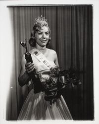 Wanda Gren, Miss Healdsburg, Healdsburg, California, 1960 (Digital Object)