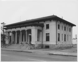 Exterior view of Santa Rosa&#39;s Post Office, Santa Rosa, California, 1977 (Digital Object)