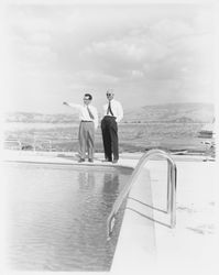 Swimming pool in Alicia Park, Rohnert Park, California, 1958 (Digital Object)