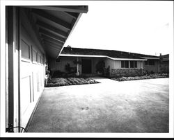 Unidentified Santa Rosa houses (Digital Object)