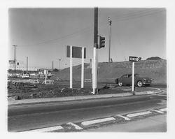 Highway 101 construction at the Steele Lane intersection, Santa Rosa, California, 1964 (Digital Object)