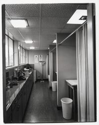 Examining room at Santa Rosa Medical Center, Santa Rosa, California, 1957 (Digital Object)